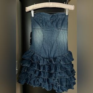 Adorable Ake’ jean mini dress! Ruffled mini skirt, halter style, size S